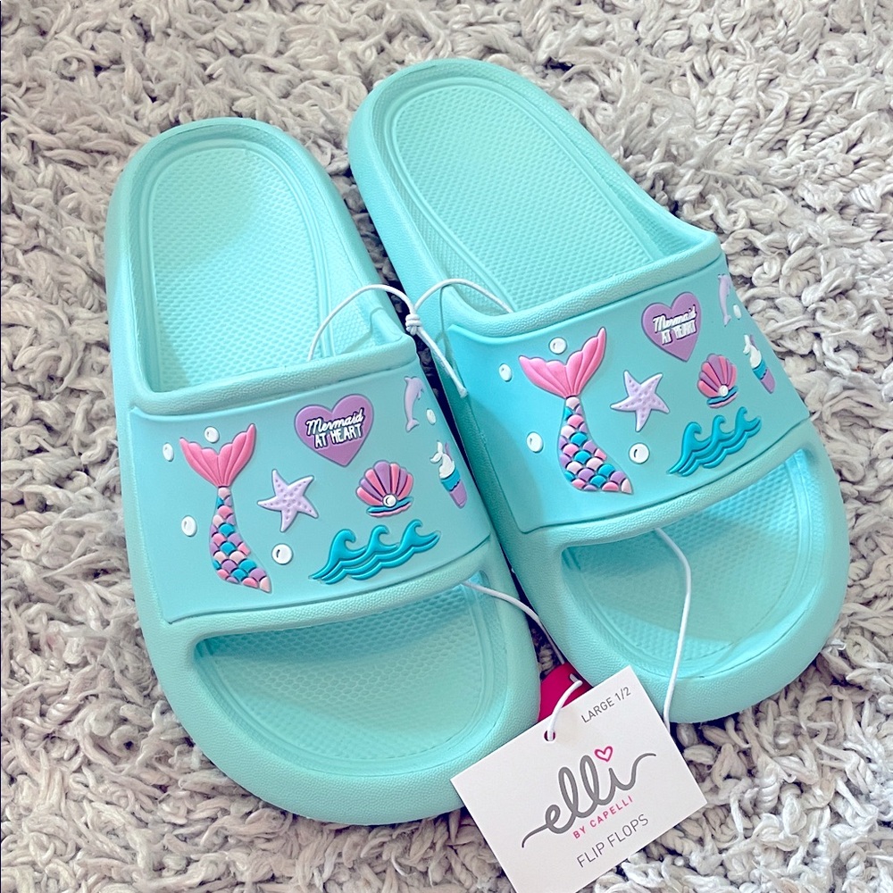 Elli by Capelli Single Band Textured Comfort Mermaid Sandals, Size 1/2